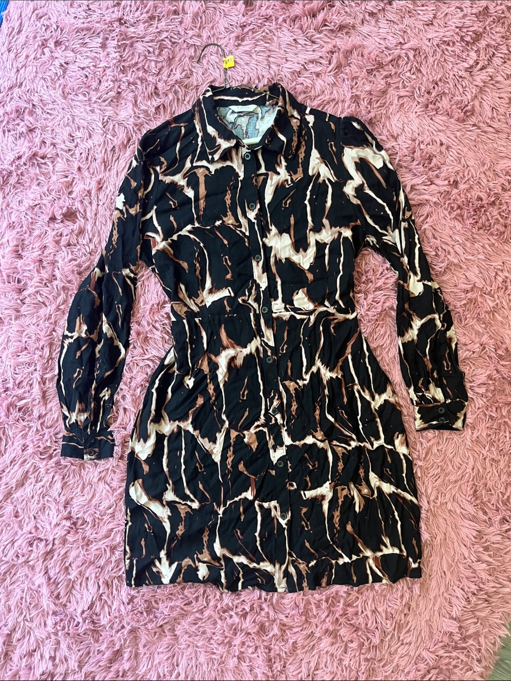 Black & Cream Long-Sleeve Printed Shirt Dress